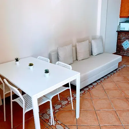 Apartamento Rio Adelfas 2 *